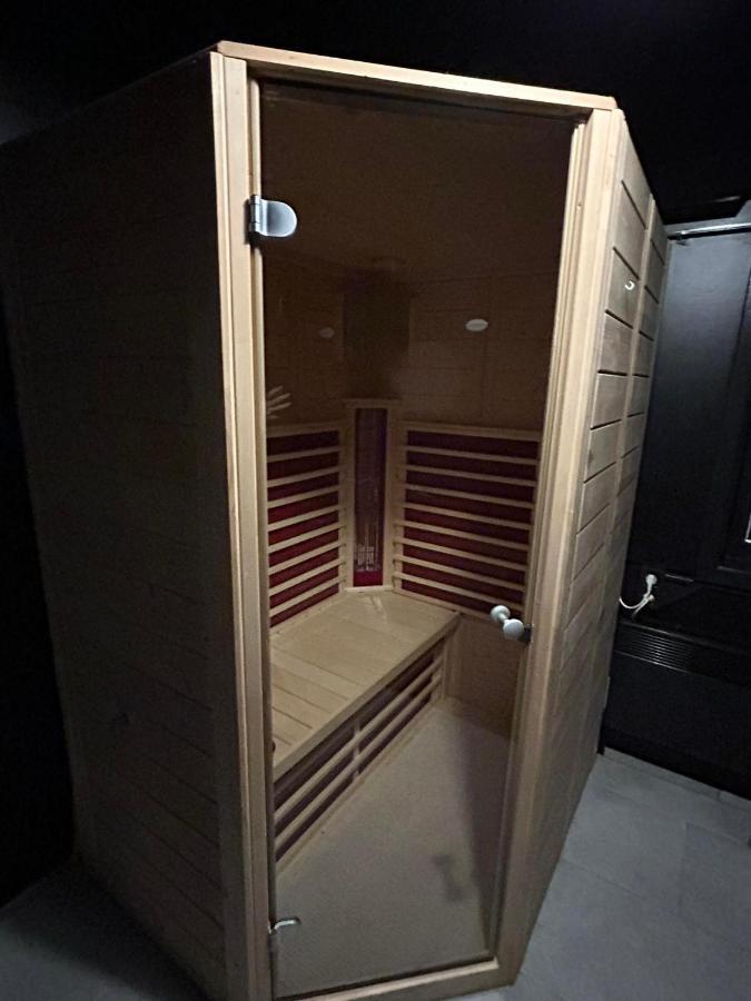 Le Colibri Spa Jacuzzi Durbuy Exterior foto