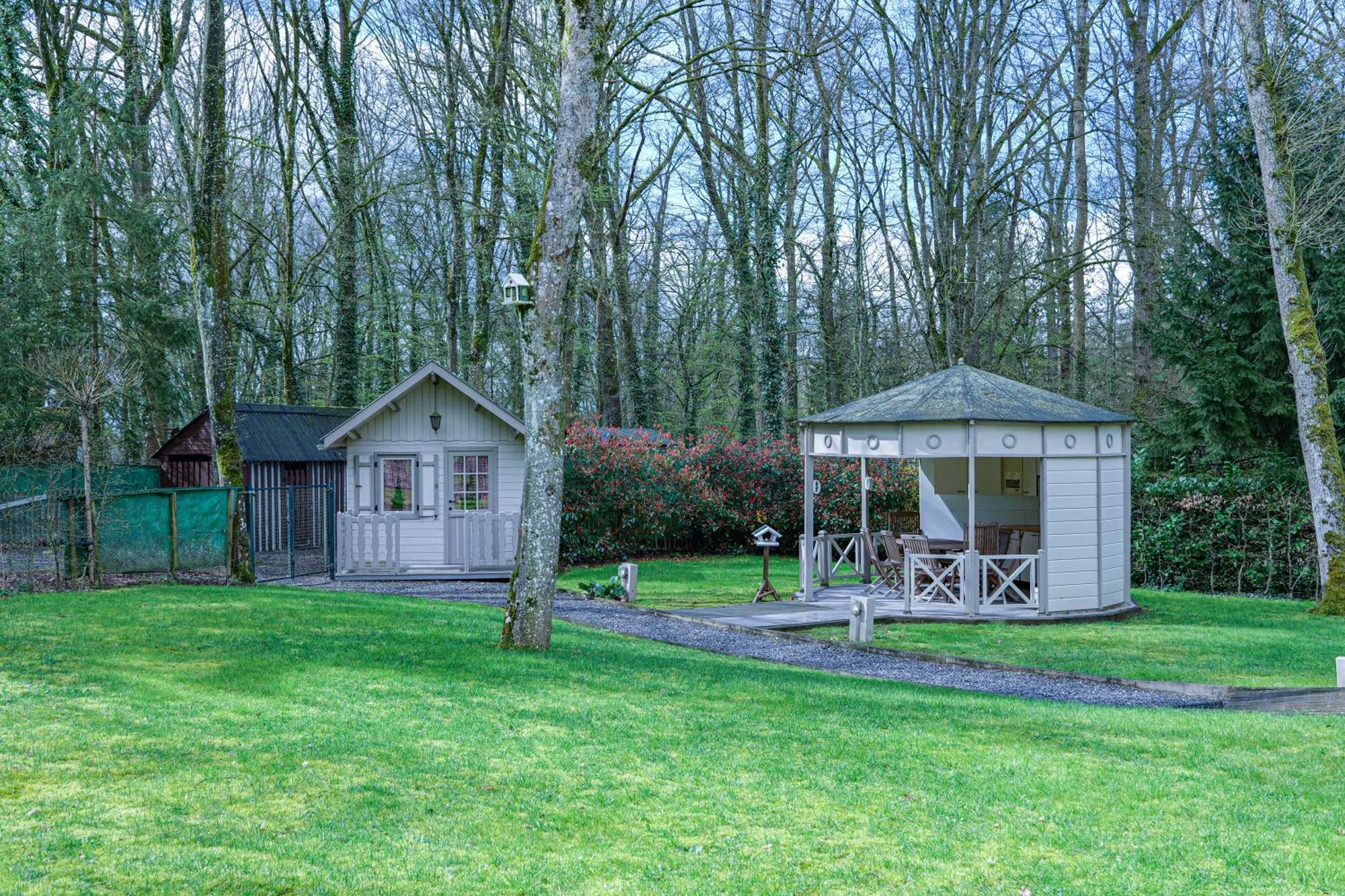 Le Colibri Spa Jacuzzi Durbuy Exterior foto